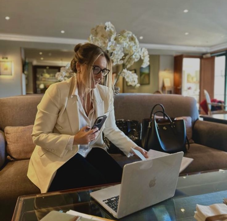 Isabel Granja Moreno - Professional